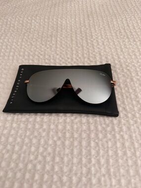 Quay Australia Silver Mirrored Shield Sunglasses with Rose Gold Accents